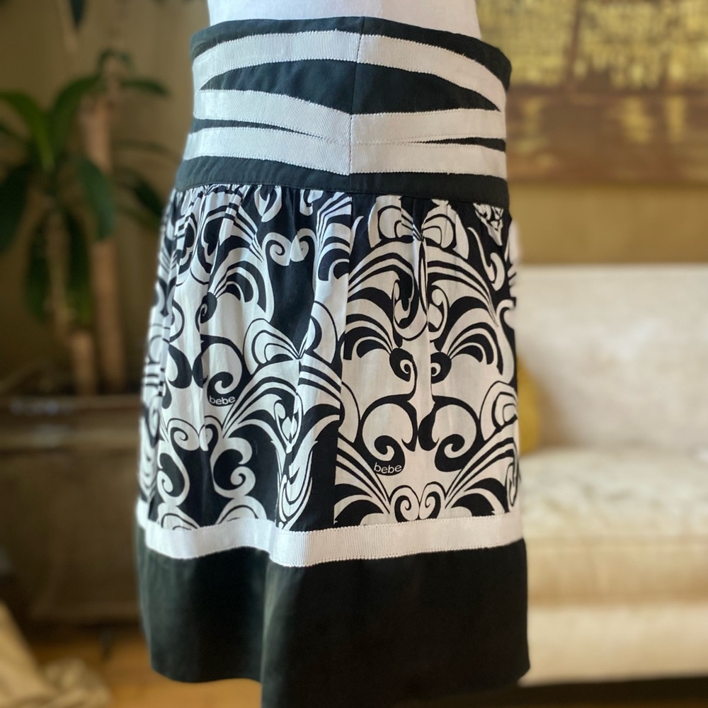 Bebe silk cotton miniskirt, size 8 - Picture 5 of 11